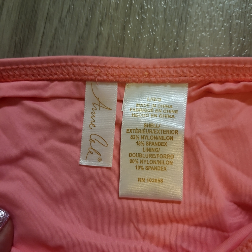 Anne cole - Picture 4 of 6